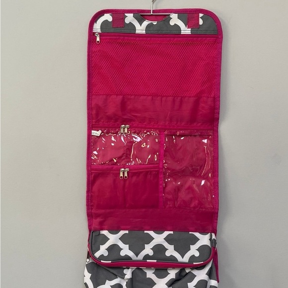 Hanging Cosmetic Bag - Picture 2 of 5